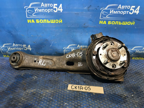 Ступица задняя левая MITSUBISHI LANCER 1998