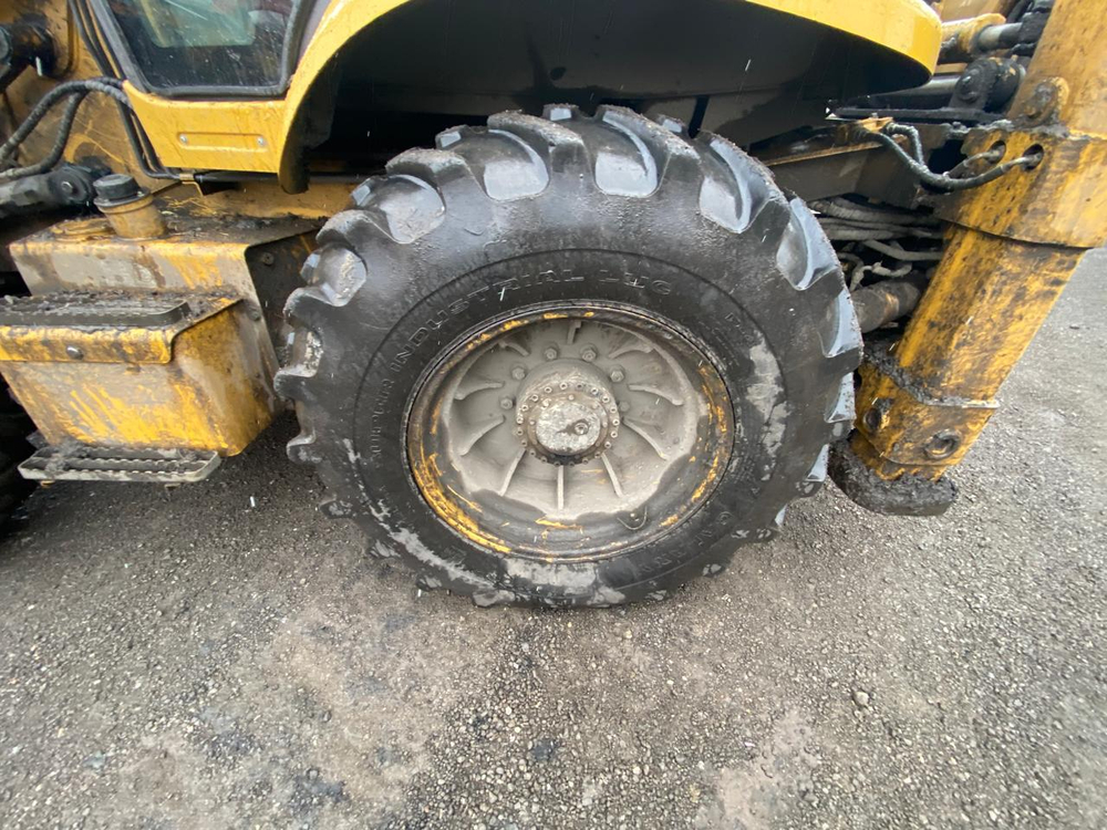 Smart 388* Экскаватор-погрузчик 388 crab (Дизельный, 4,8 л, 102 л.с., АТ)