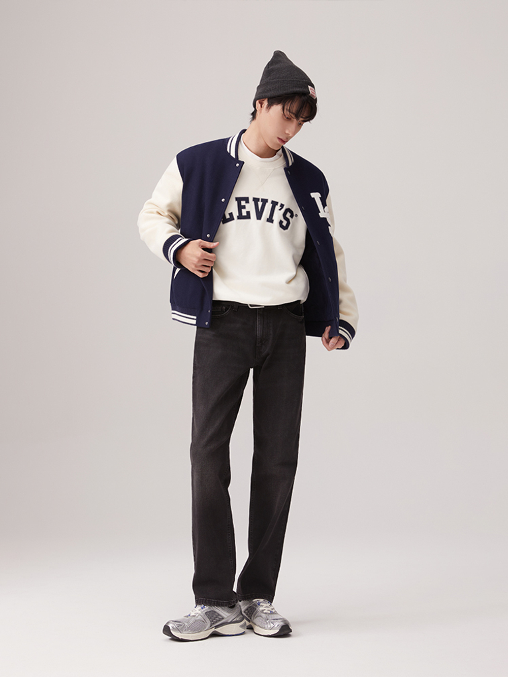 Мужские свободные джинсы Levi's 541 Athletic Taper 18181-0776