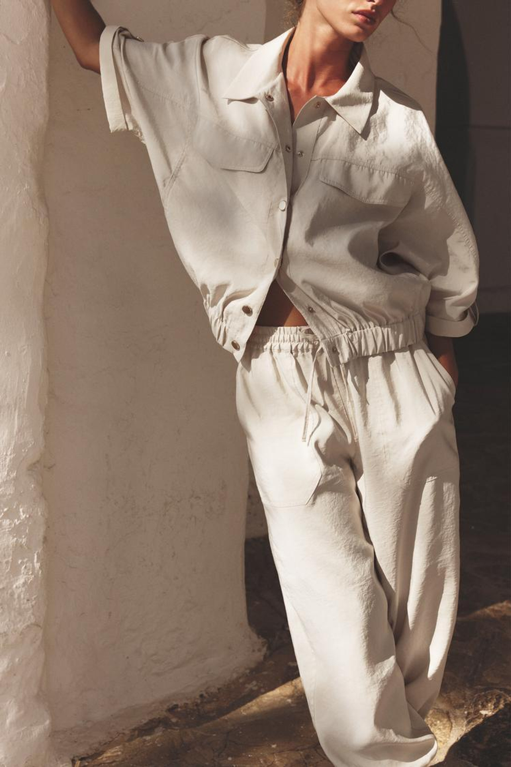 ZARA РУБАШКА САФАРИ С КОРОТКИМИ РУКАВАМИ, КРЕМОВЫЙ