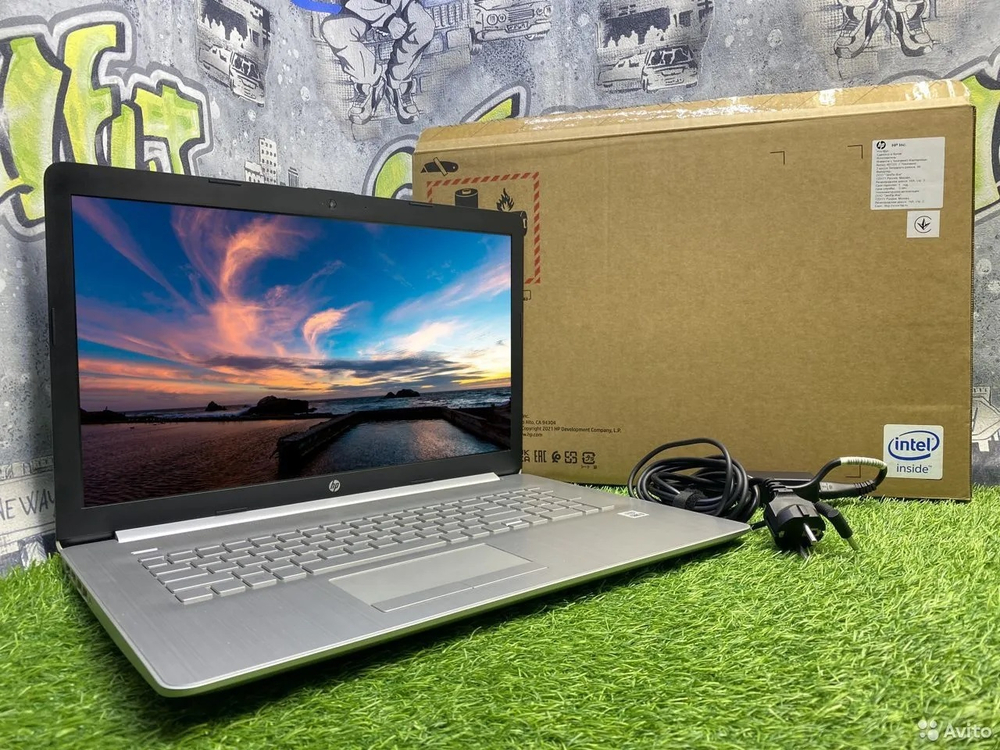 Мощный HP 17"/ i3-10110U/8GB/SSD256 / Скупка