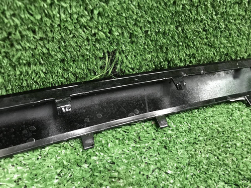 Молдинг переднего бампера Audi Q8 (18-23) S-line