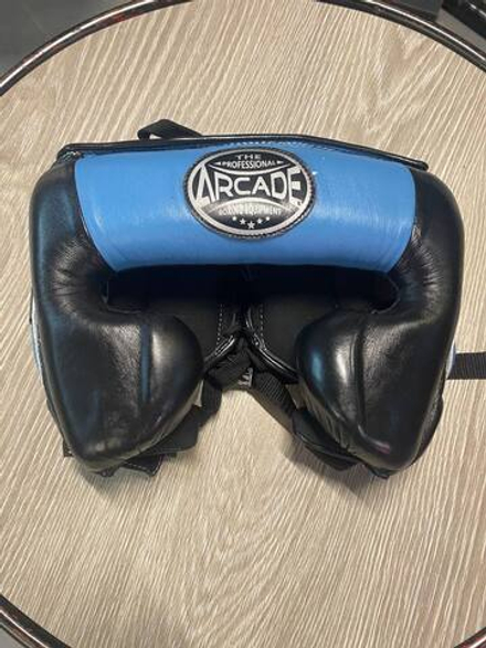 Шлем боксерский  Arcada голубой-черный