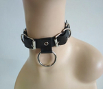 Оригинальный чокер с пряжками и кольцом (Цвет: черный)