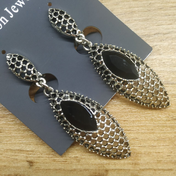 Клипсы Bohemia Листок перфорированный кристалл металл античный серебристый 5,6х1,5 см