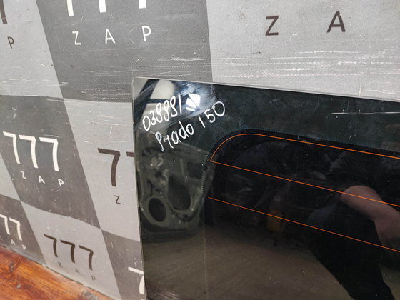 Стекло багажника левое Toyota Land Cruiser 200 07-15 Б/У Оригинал 6272060B31