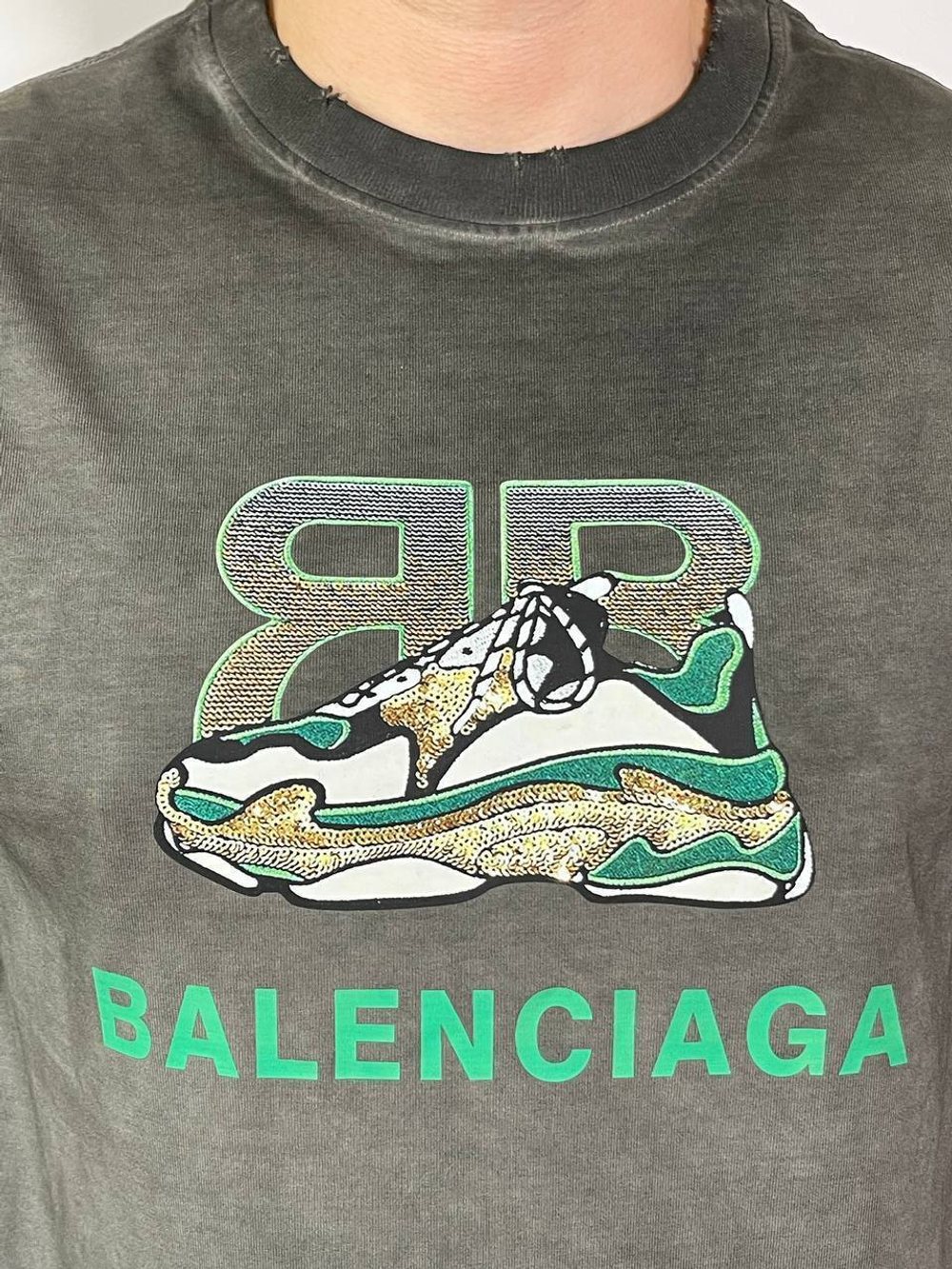 Футболка Balenciaga
