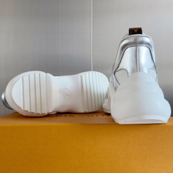 Louis Vuitton Archlight