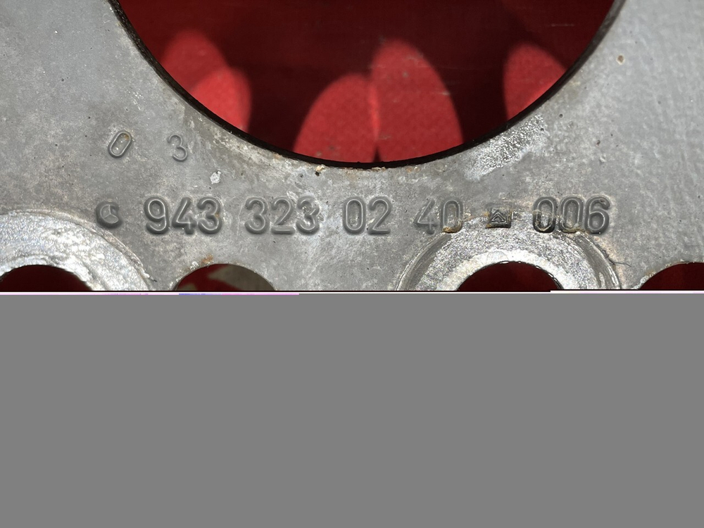 Кронштейн амортизатора переднего верхний