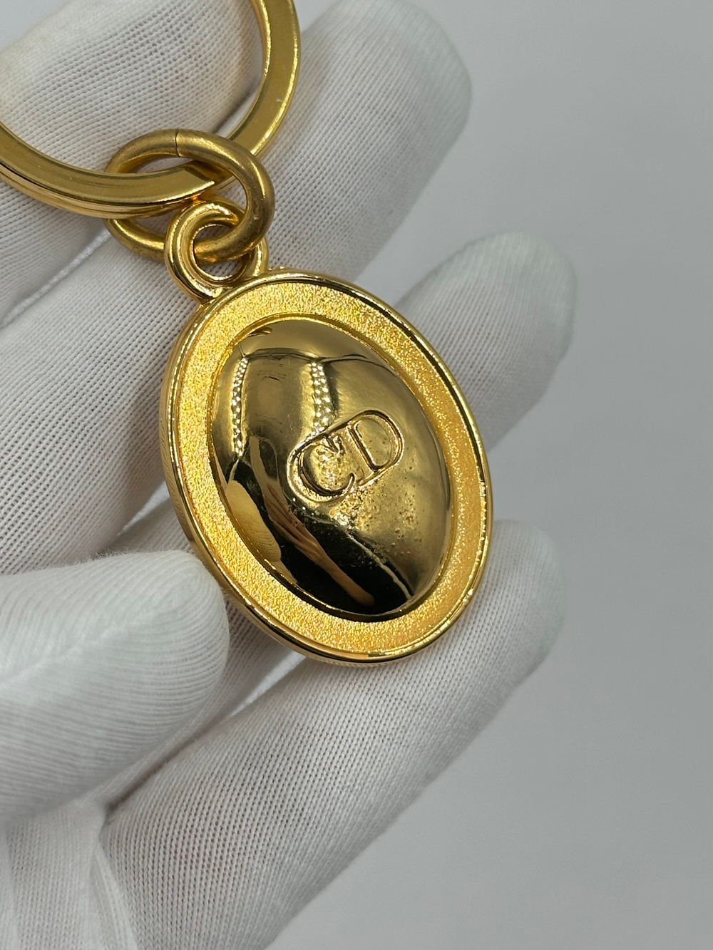 Брелок с лого Christian Dior