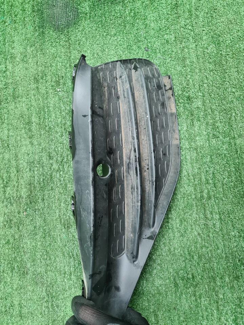 Решетка бампера LH Mercedes C w206 (21-нв) AMG