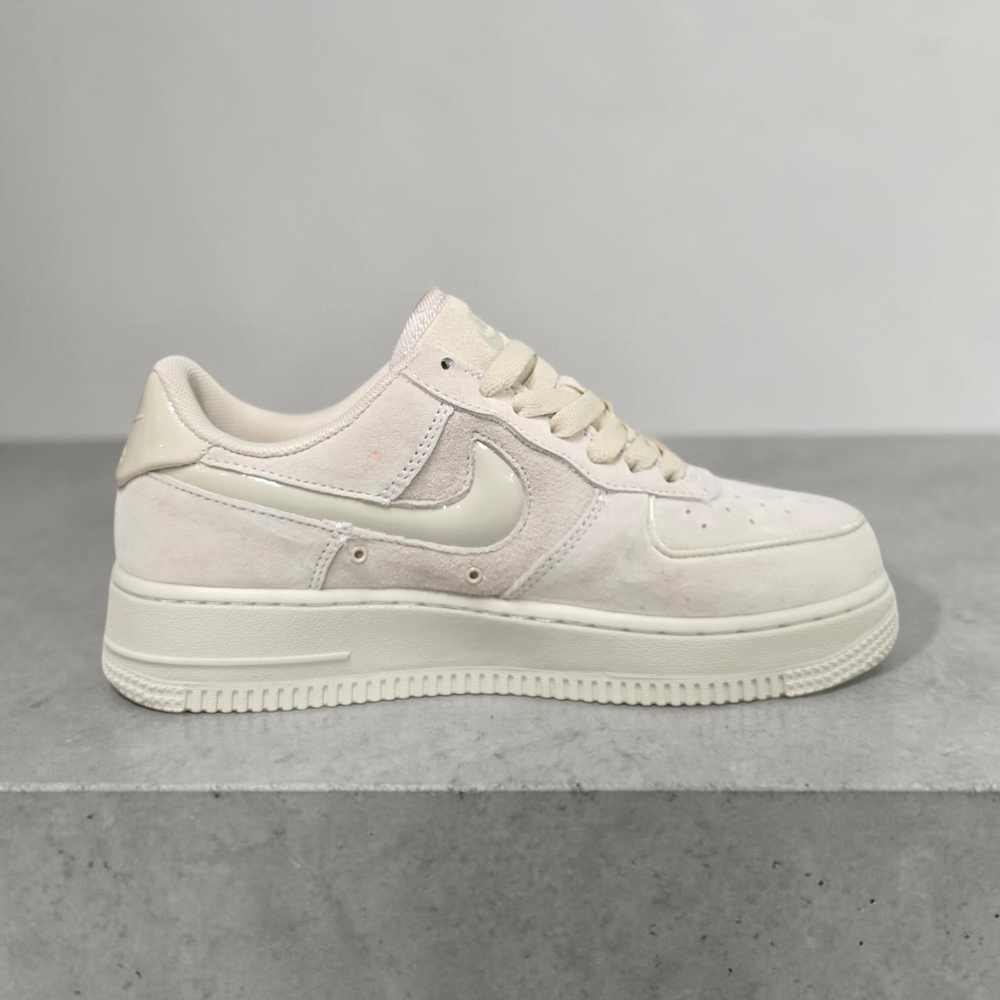 Nike Air Force 1 Low '07 • Beige