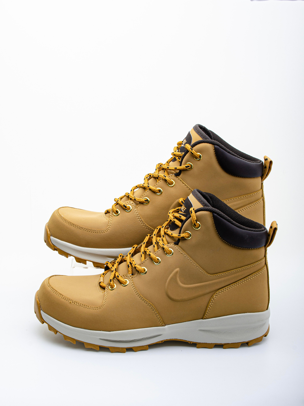 Nike Manoa Leather