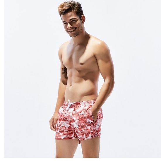 Мужские пляжные шорты белые с красным цветочным принтом SEOBEAN 30241