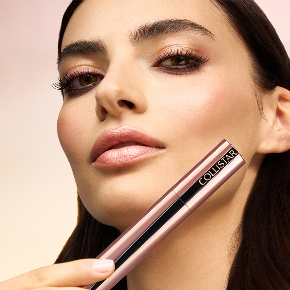 Collistar Infinito Mascara - Тушь для ресниц с укрепляющим эффектом для экстремального объема и интенсивного взгляда, флакон с возможностью дозаправки. оттенок Extra Nero, 7 ml