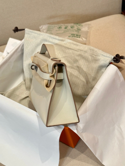 Hermes Kelly 22