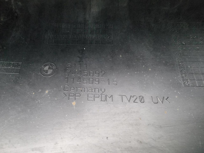 Накладка переднего бампера правая BMW X2 F39 17-23