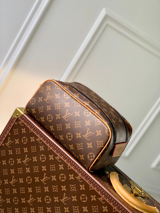Louis Vuitton Dopp Kit Toilet Pouch