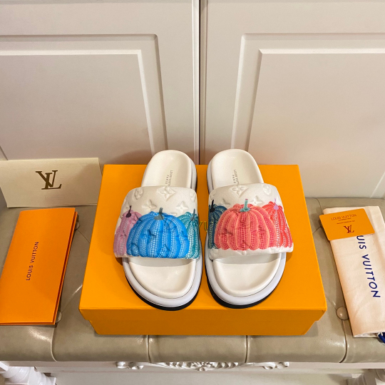 Louis Vuitton Pool Pillow Flat Comfort Mule