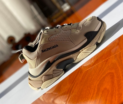 Balenciaga Triple S