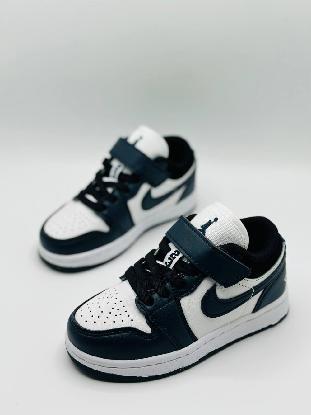 Детские кроссовки Nike Air Jordan Kids