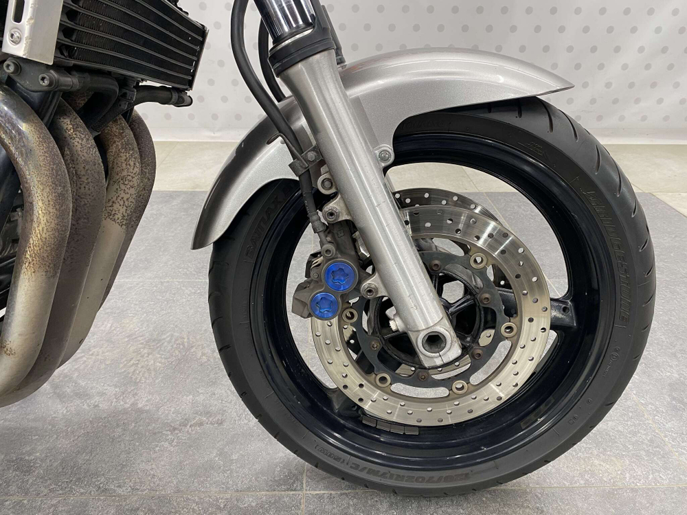 Yamaha XJR1300, 2004