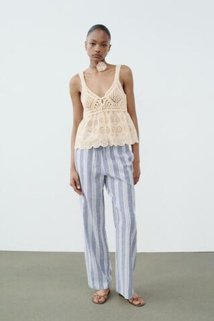 ZARA КОМБИНИРОВАННЫЙ ТРИКОТАЖНЫЙ ТОП С АЖУРНОЙ ВЫШИВКОЙ, СЛОНОВАЯ КОСТЬ
