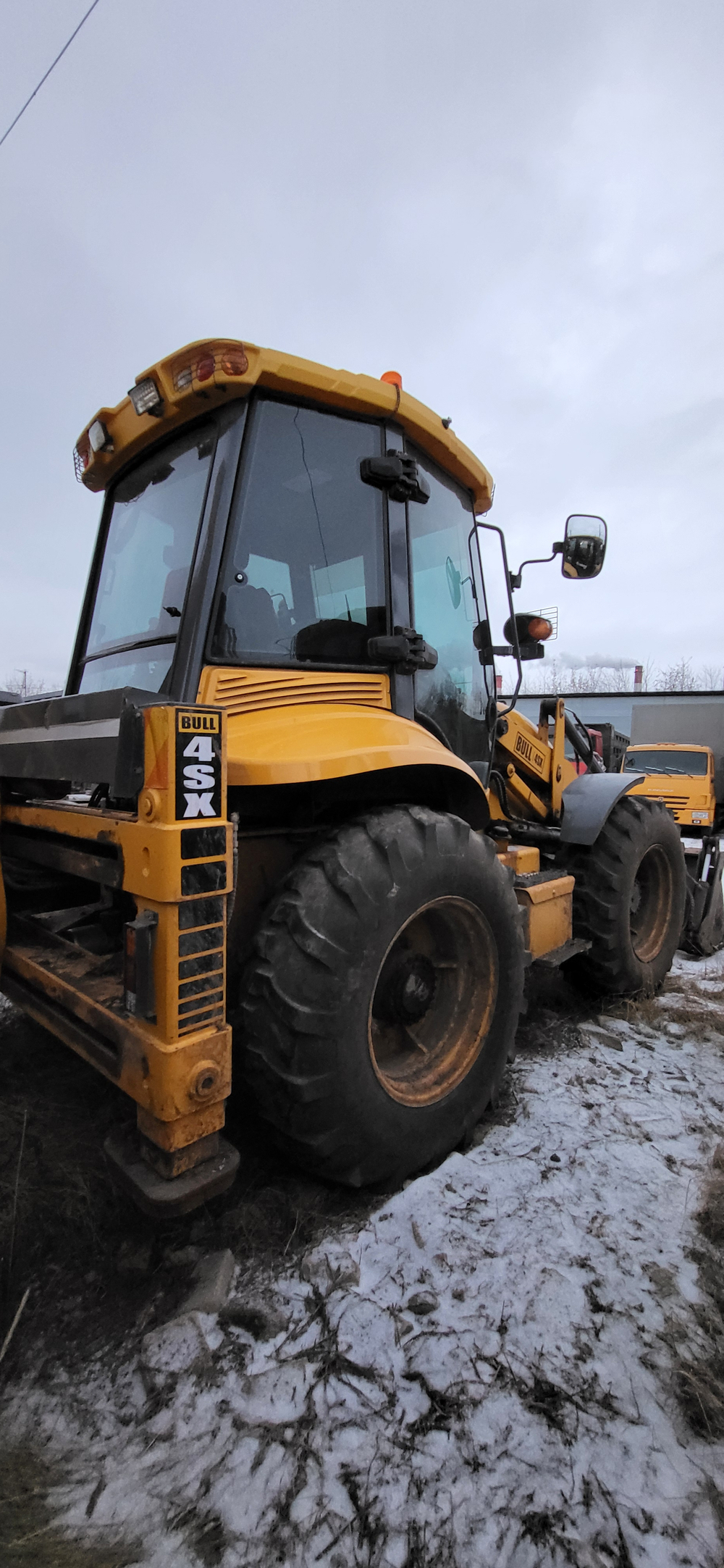 Bull 4SX Экскаватор-погрузчик 4SX (Дизельный, 4,6 л, 116 л.с., АТ)