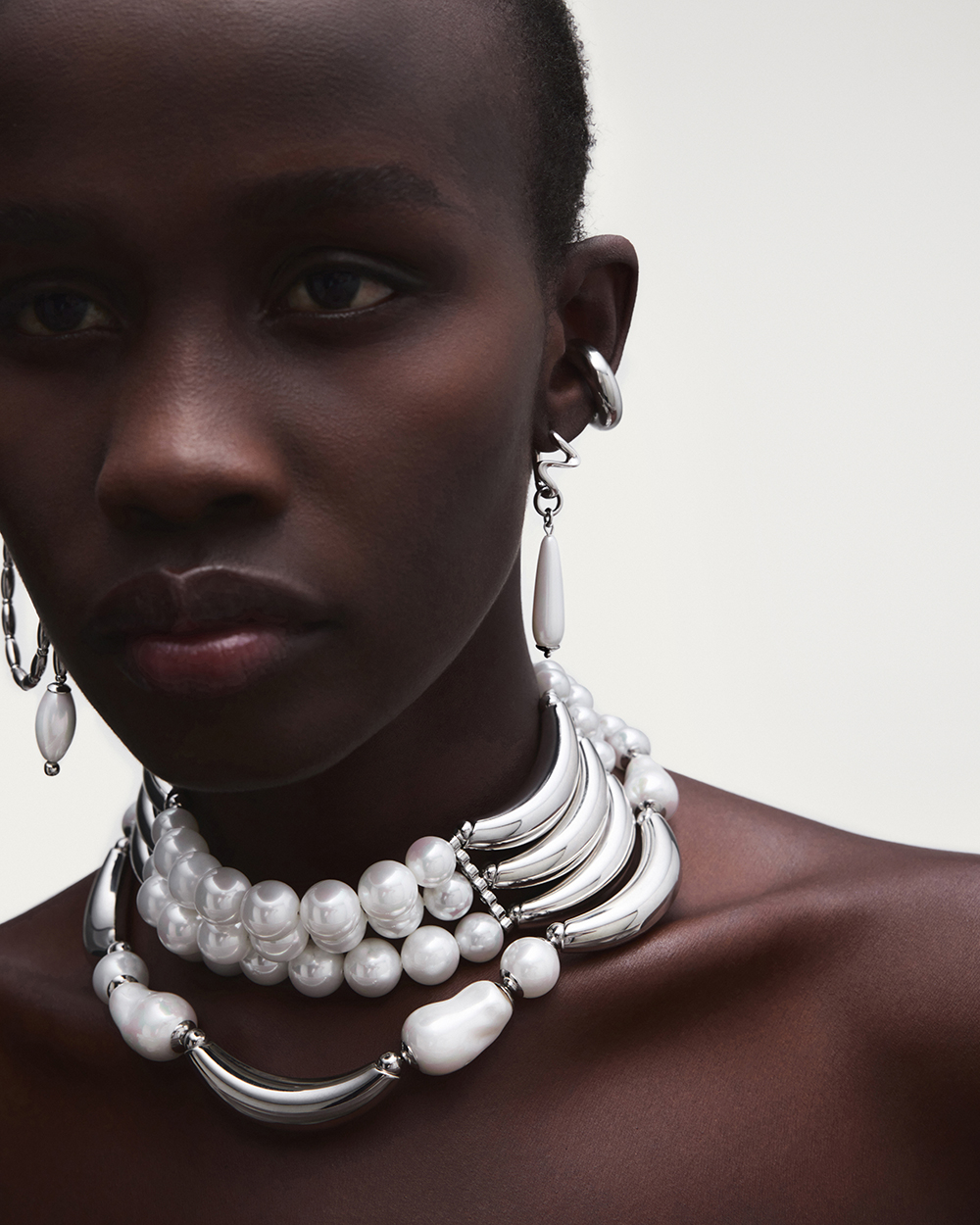 Колье "PEARL FLOW"