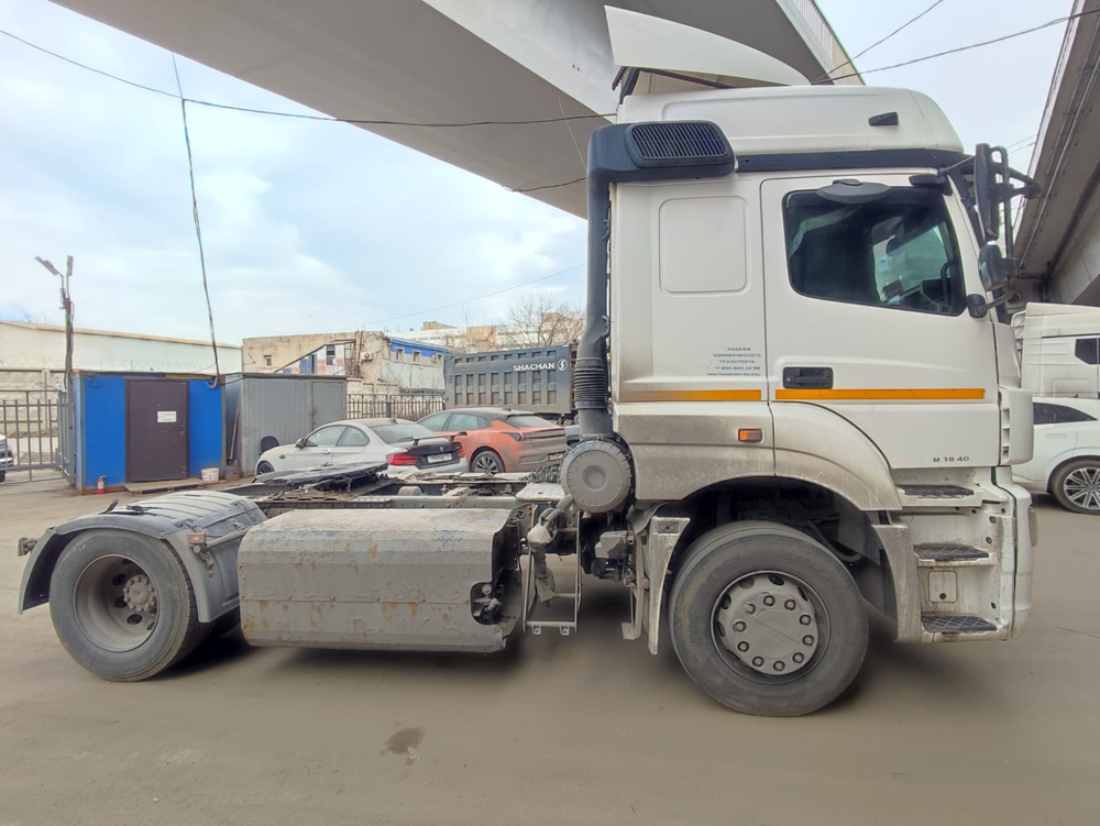 КамАЗ 5490 4x2 Седельный тягач 5490-S5 (Дизель/Газ, 12,0 л, 401 л.с., МТ)