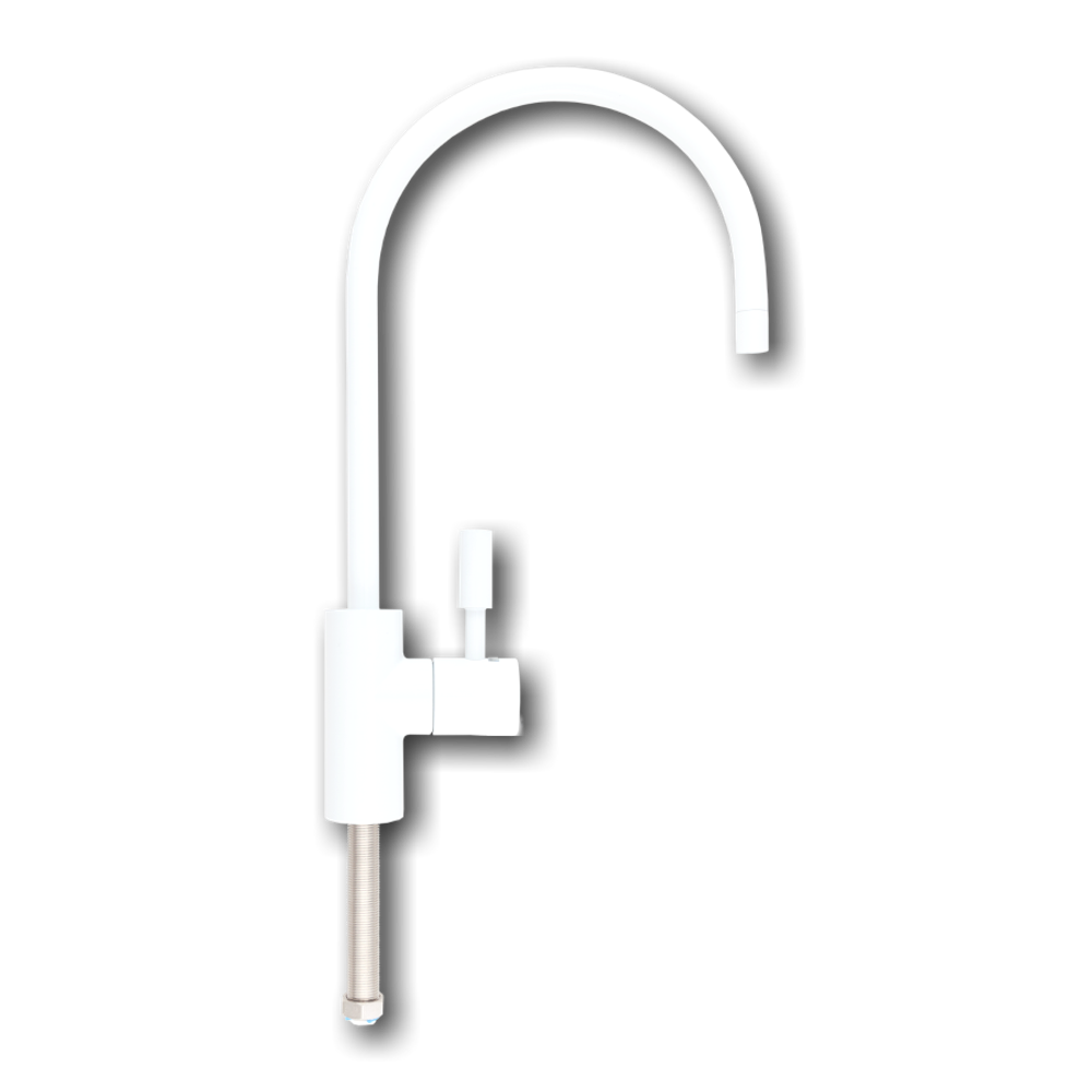 Белый кран для чистой питьевой воды