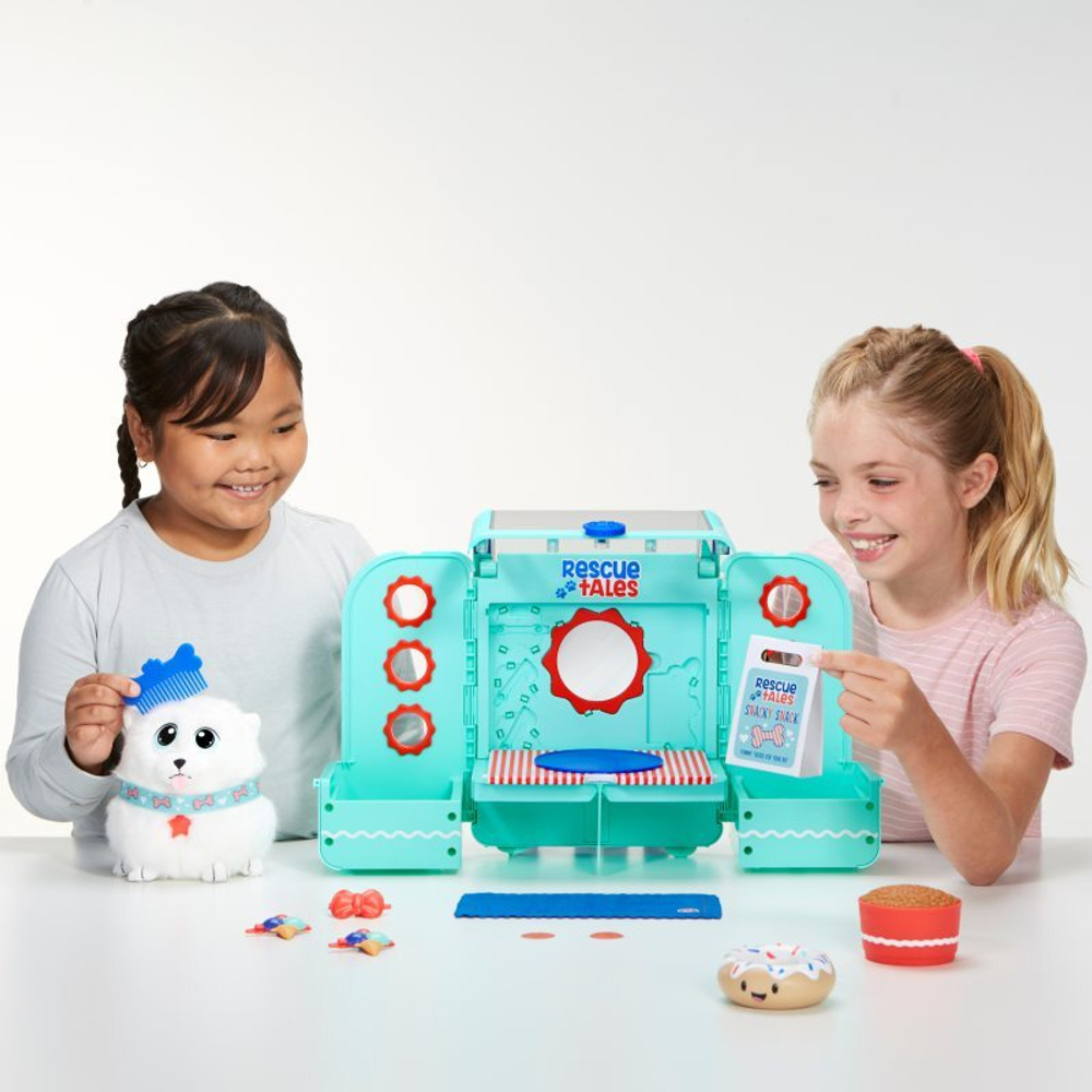 Игровой набор Little Tikes Rescue Tales - Рюкзак с питомцем собакой салон красоты + аксессуары 657726