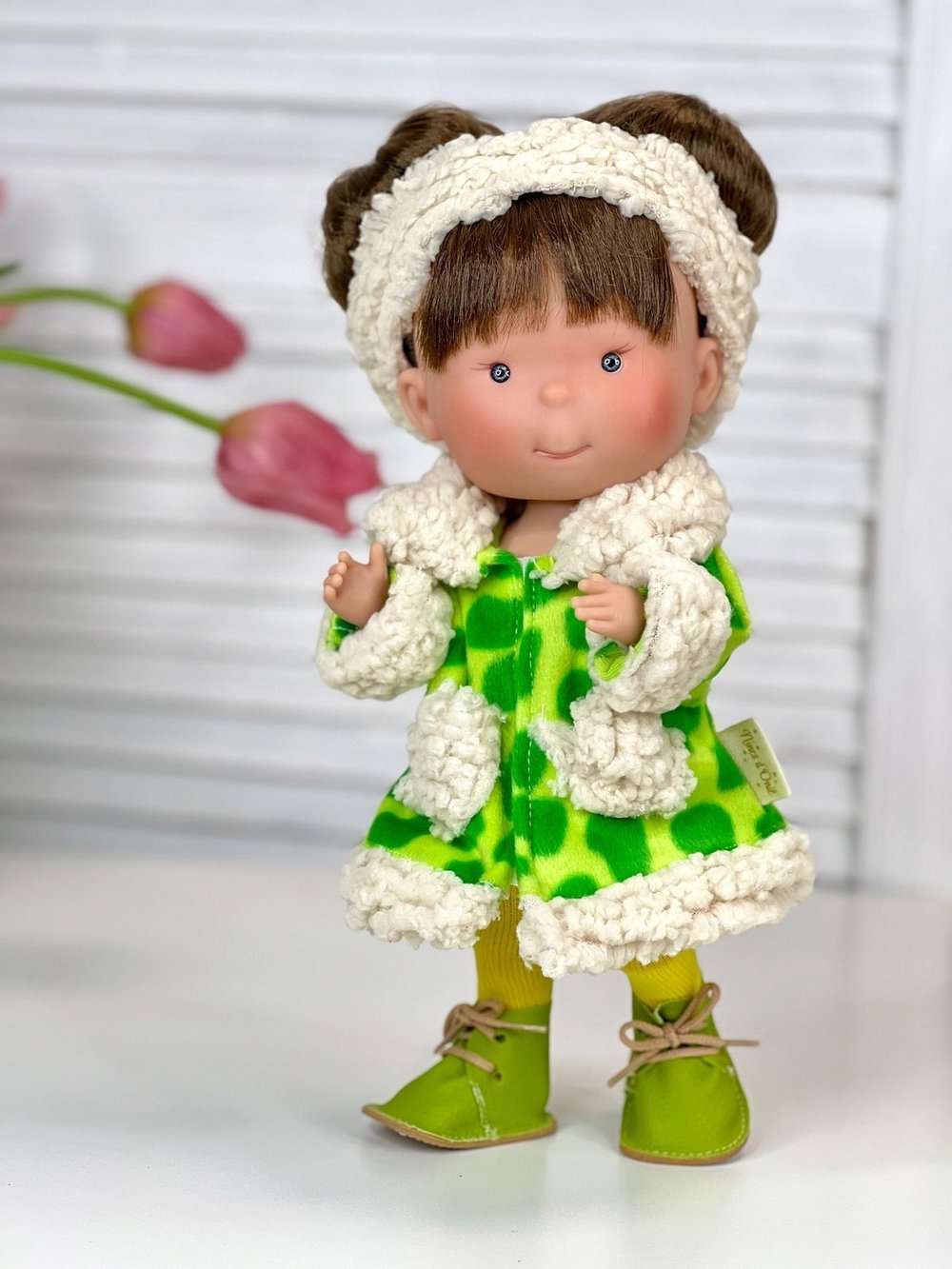 Кукла Nines виниловая 30см PIPPA шарнирная (2911K)