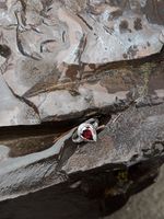 Кольцо Crystal Drop с гранатом