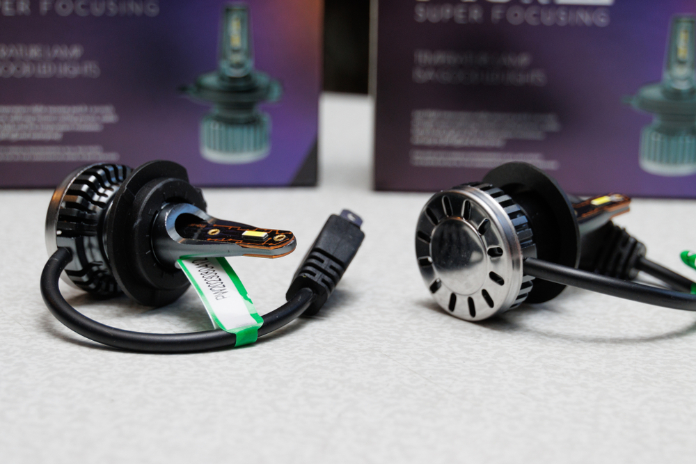 ZMB F10R Led 15W 12-24V H1 H3 H4 H7 H11 HB3 HB4