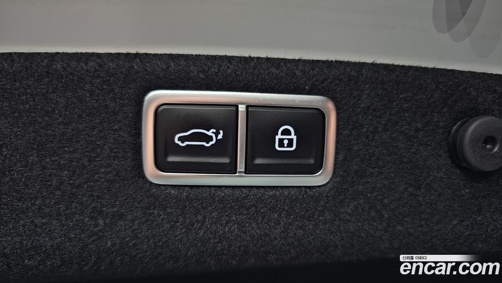 Genesis The New G70 Бензин 2.0T 4WD (04.2022)
