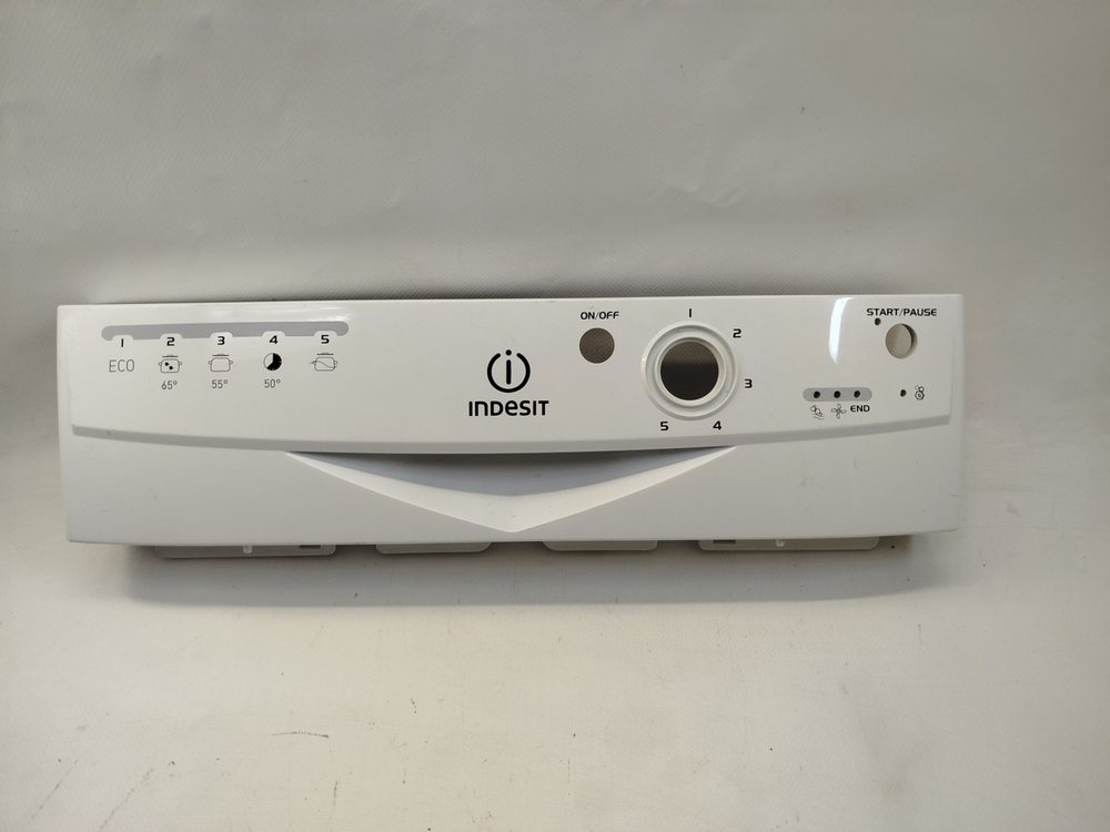 473 Пластиковая панель для посудомоечной машины Indesit DSR 15B3 б/у