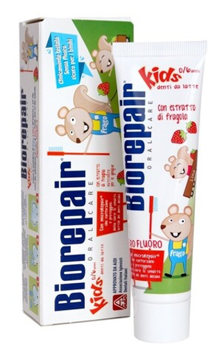 Зубная паста детская со вкусом земляники от 0 до 6 лет BIOREPAIR Kids Strawberry 50 мл