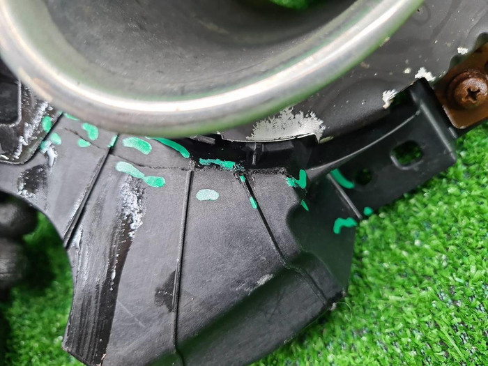 Насадка глушителя левая Geely Tugella (2022-2024)