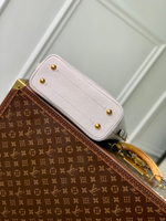 Louis Vuitton Flore