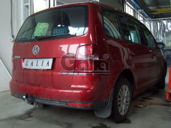 Фаркоп оцинкованный Galia V065A для Volkswagen Touran 2002-2015(паспорт и сертификат в комплекте)(без электрики)