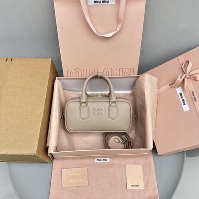 Miu Miu Arcadie Leather Bag 22 cm