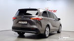 Toyota Sienna 4 Generation 2.5 Hybrid 2WD (07.2022)