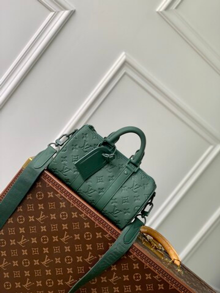 Louis Vuitton Keepall 25