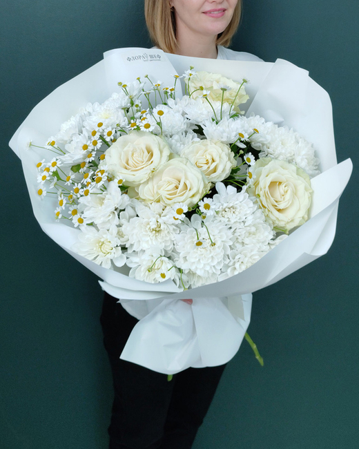 Белоснежный букет из розы,ромашки и хризантемы(00237)