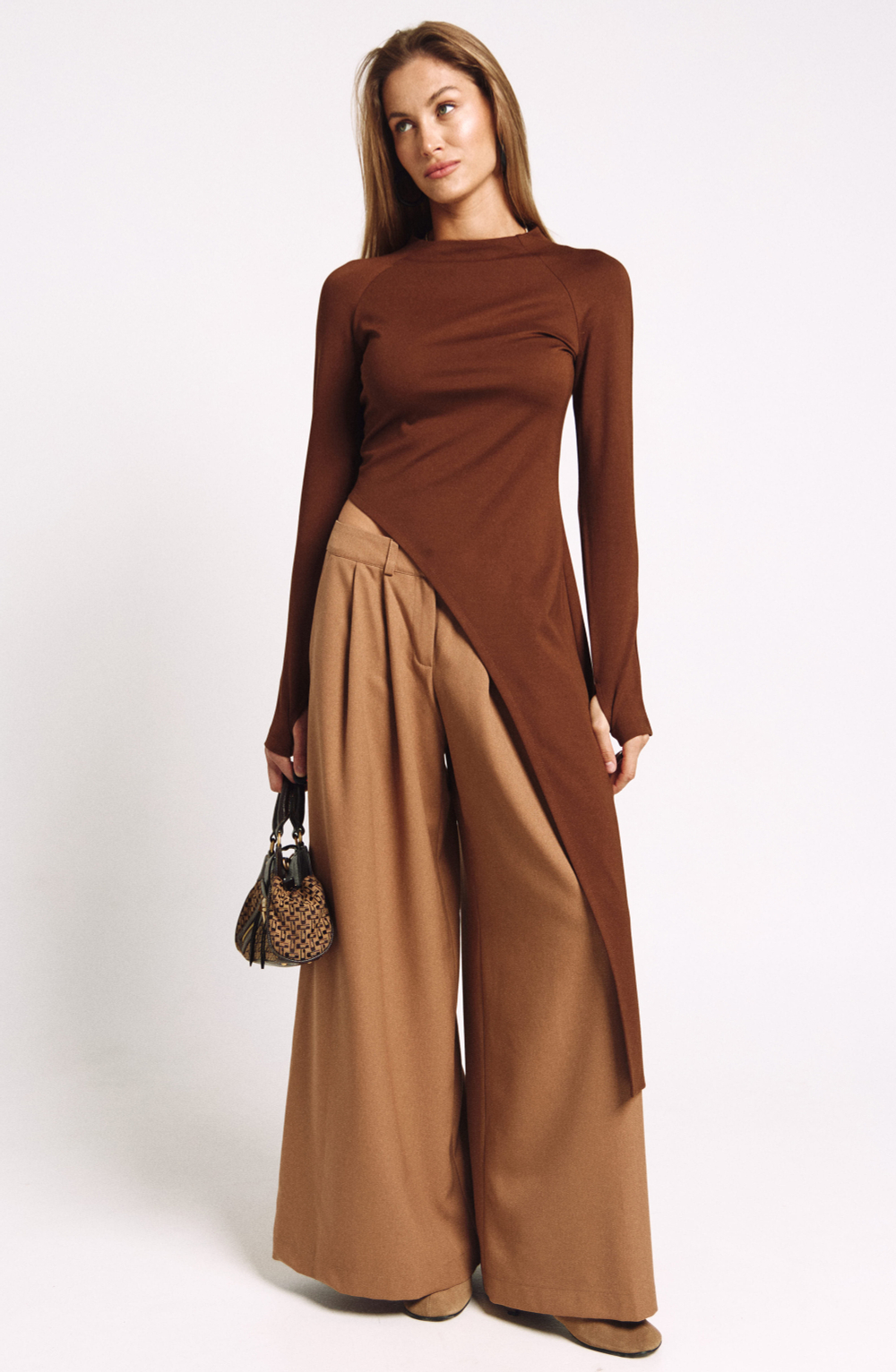 Лонгслив асимметричный 1239 корица