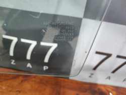 Стекло переднее левое Grand Vitara 2 (JT) 05-15 Б/У Оригинал 8450265J00