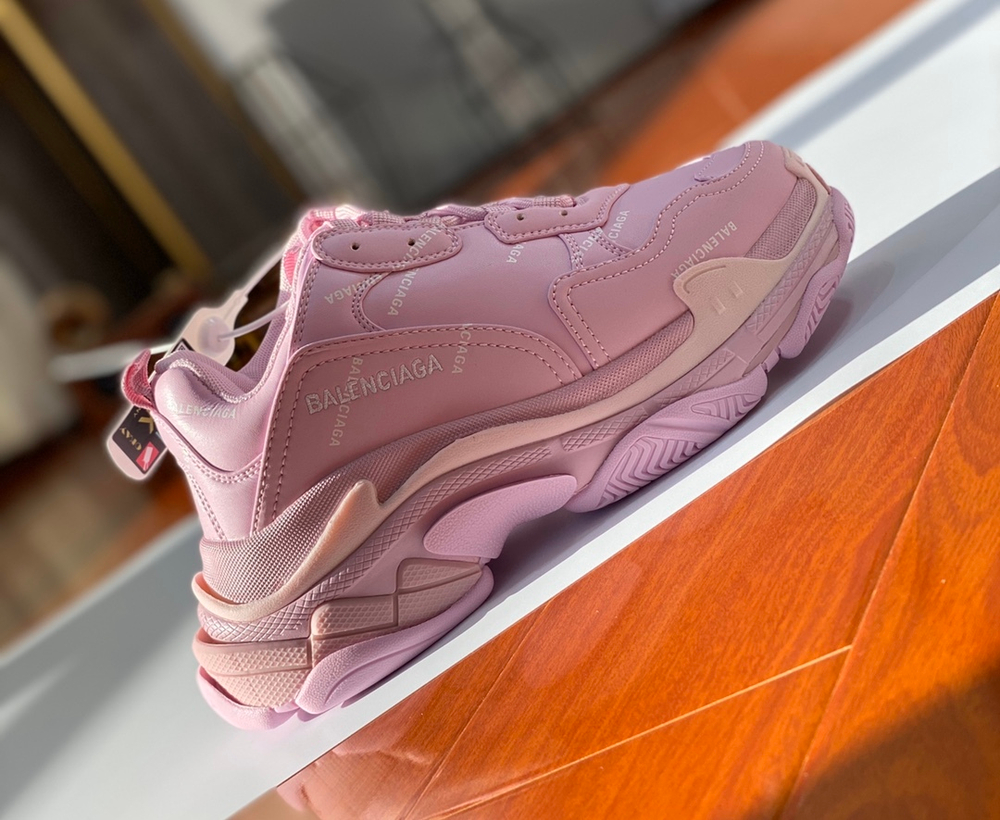 Balenciaga Triple S