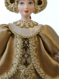 Кукла коллекционная Девушка в русском костюме