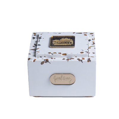 Свеча "Библиотека М.Ю.Лермонтова" с полудрагоценным камнем. Посвященный музею М.Ю.Лермонтова